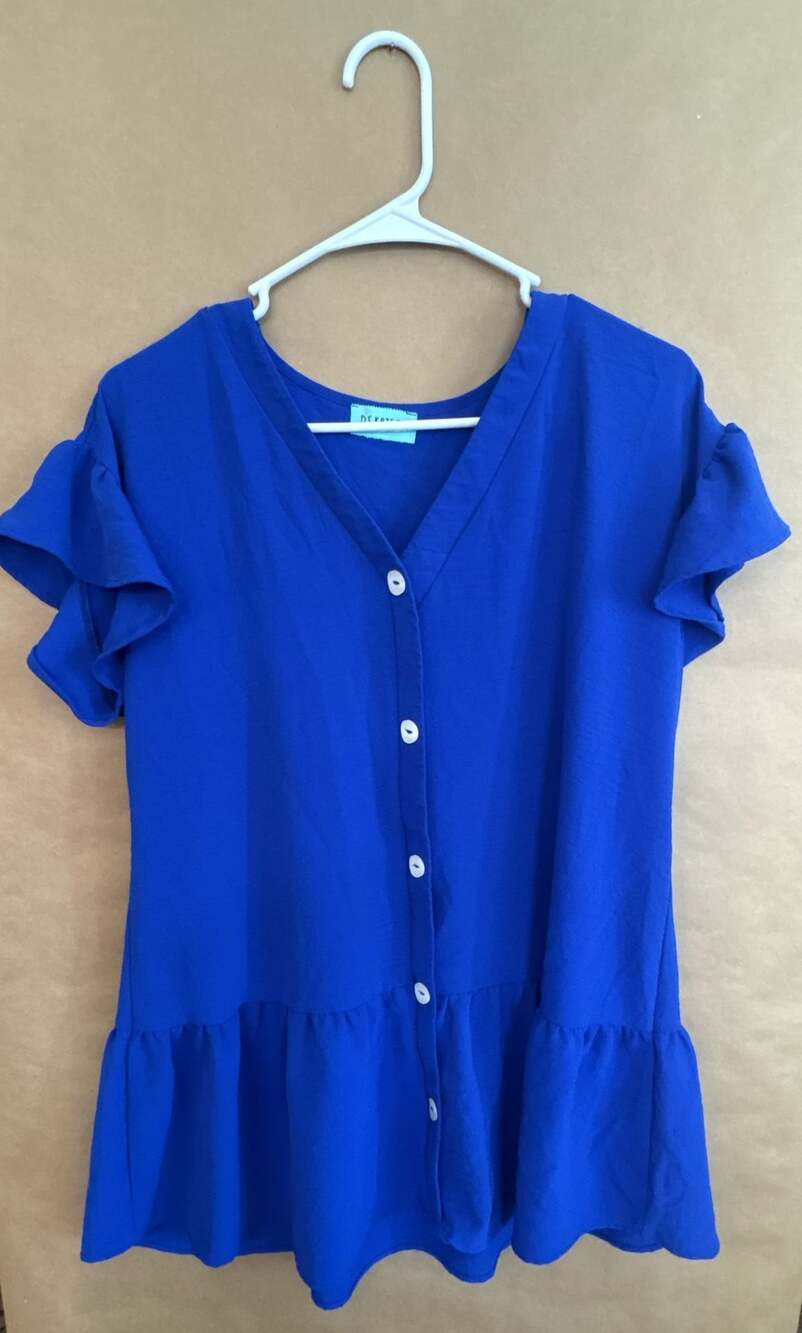 P.S. Kate V-Neck Size xl Blue Button Ruffle Sleeve